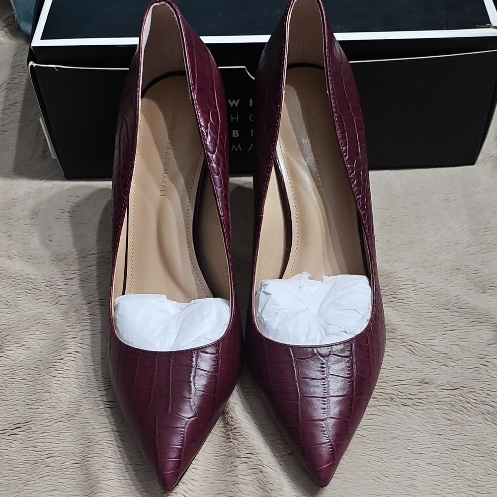 White House Black Market Burgundy Croc-Pattern Heels